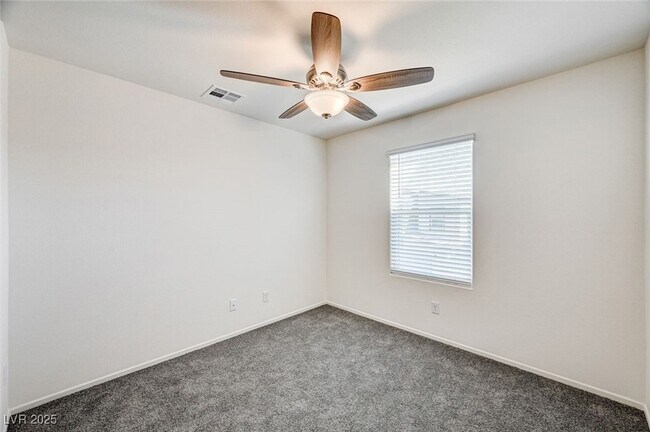 Building Photo - 7379 Raimee Brk St