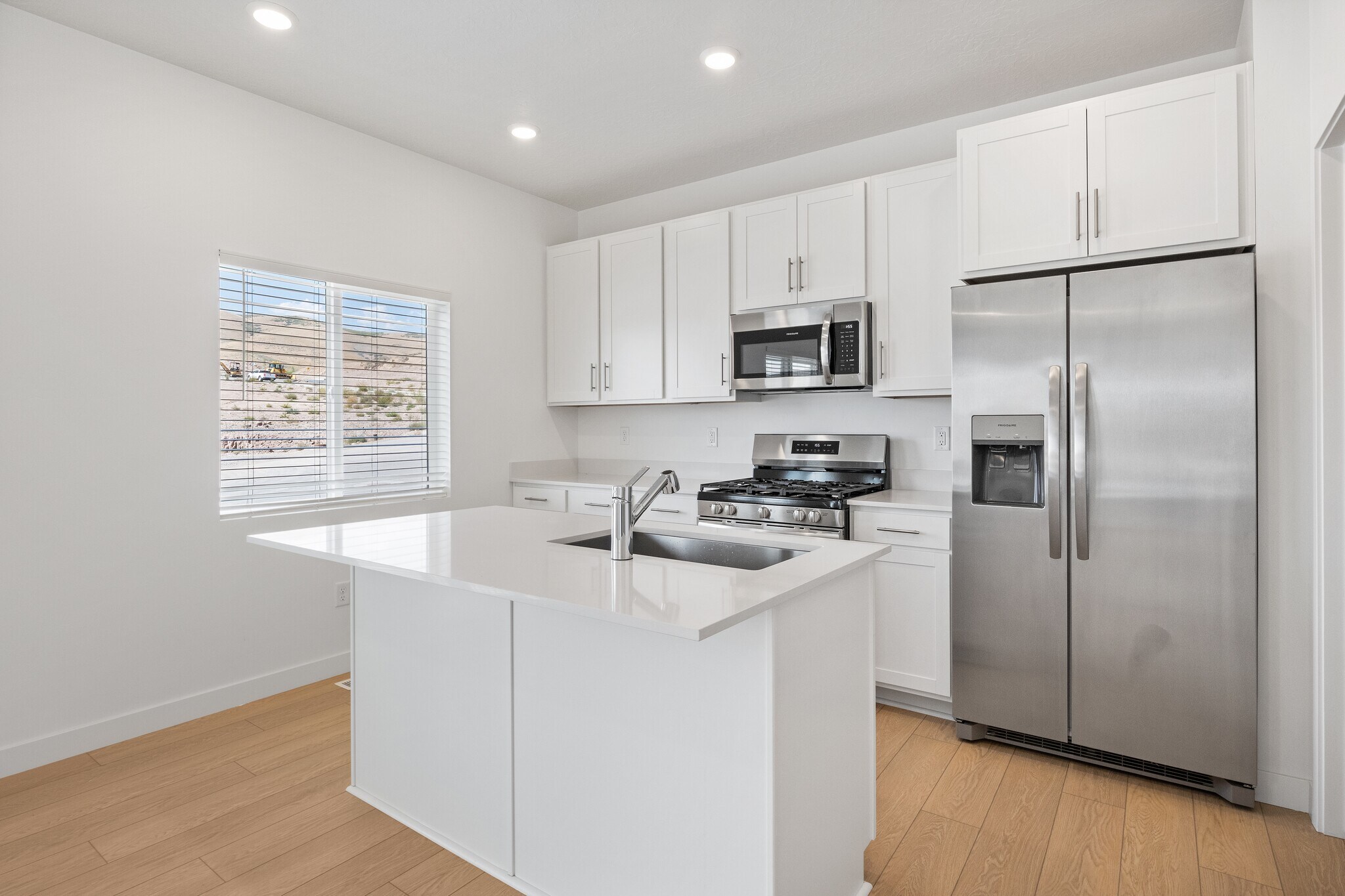 Building Photo - 1943 N Fireball Ln