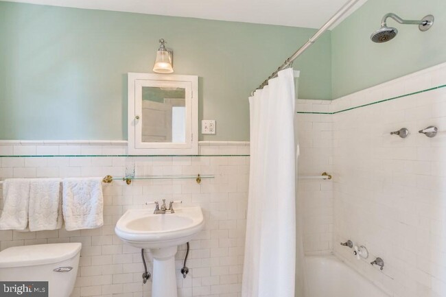 Building Photo - 3413 Guilford Terrace