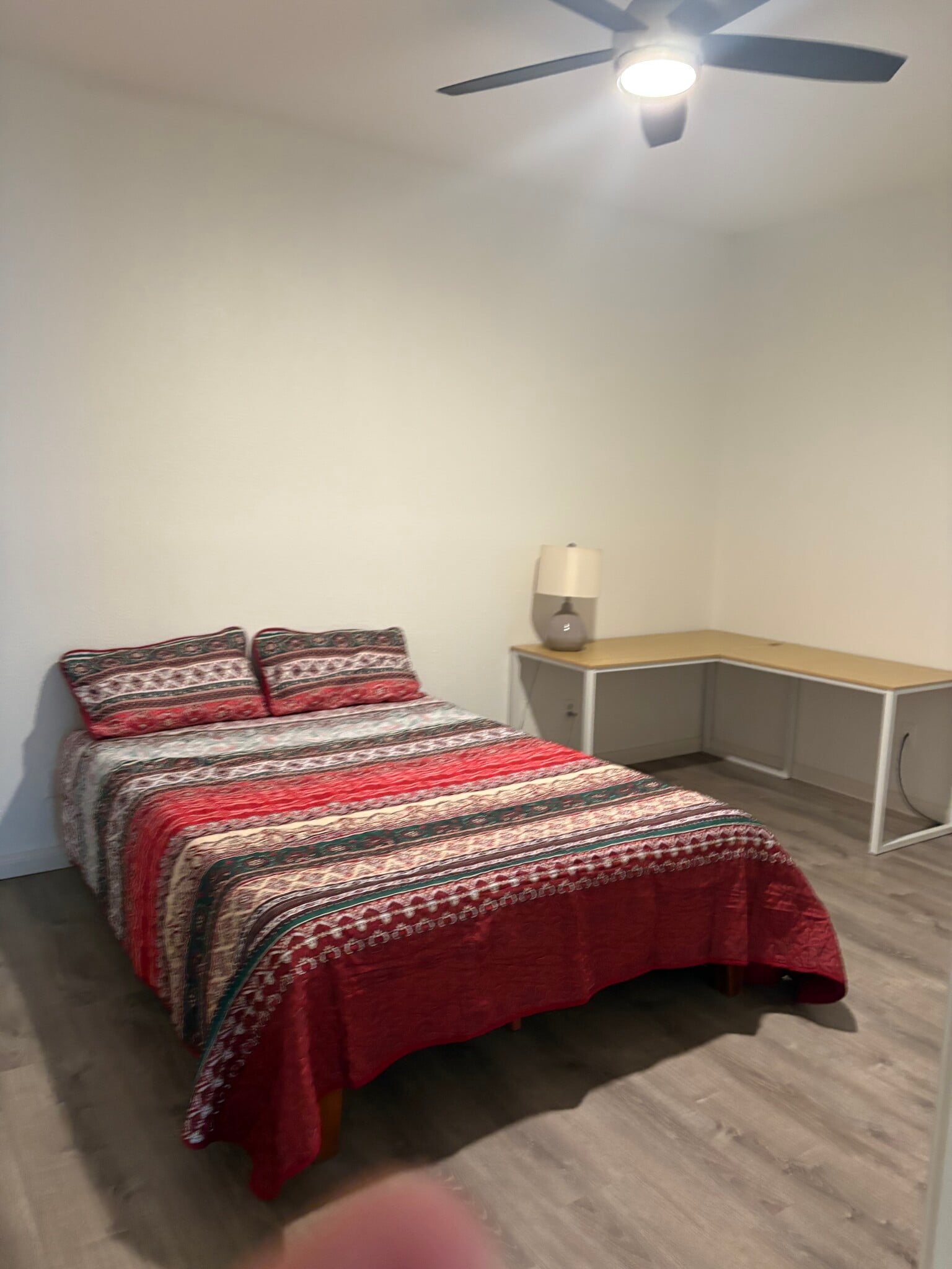Large bidroom - 4209 Marathon Blvd