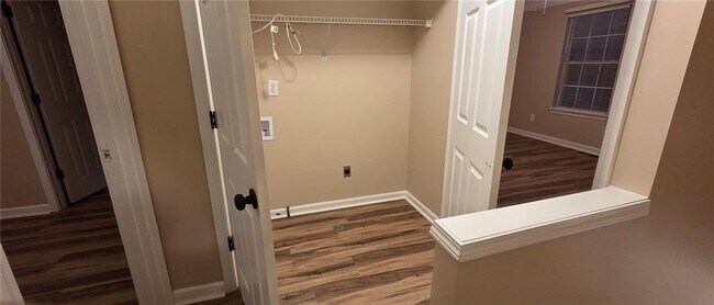 Building Photo - 3024 Jester Ct