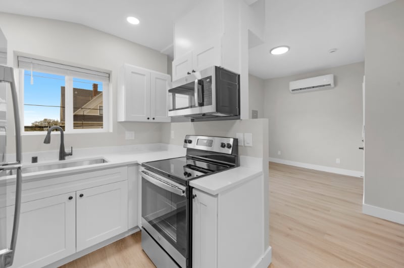 Building Photo - 1412 23rd St