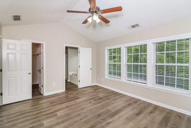 Building Photo - 387 Darter Run NW