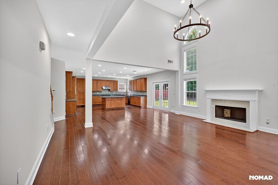 Building Photo - 5485 Sandstone Ct