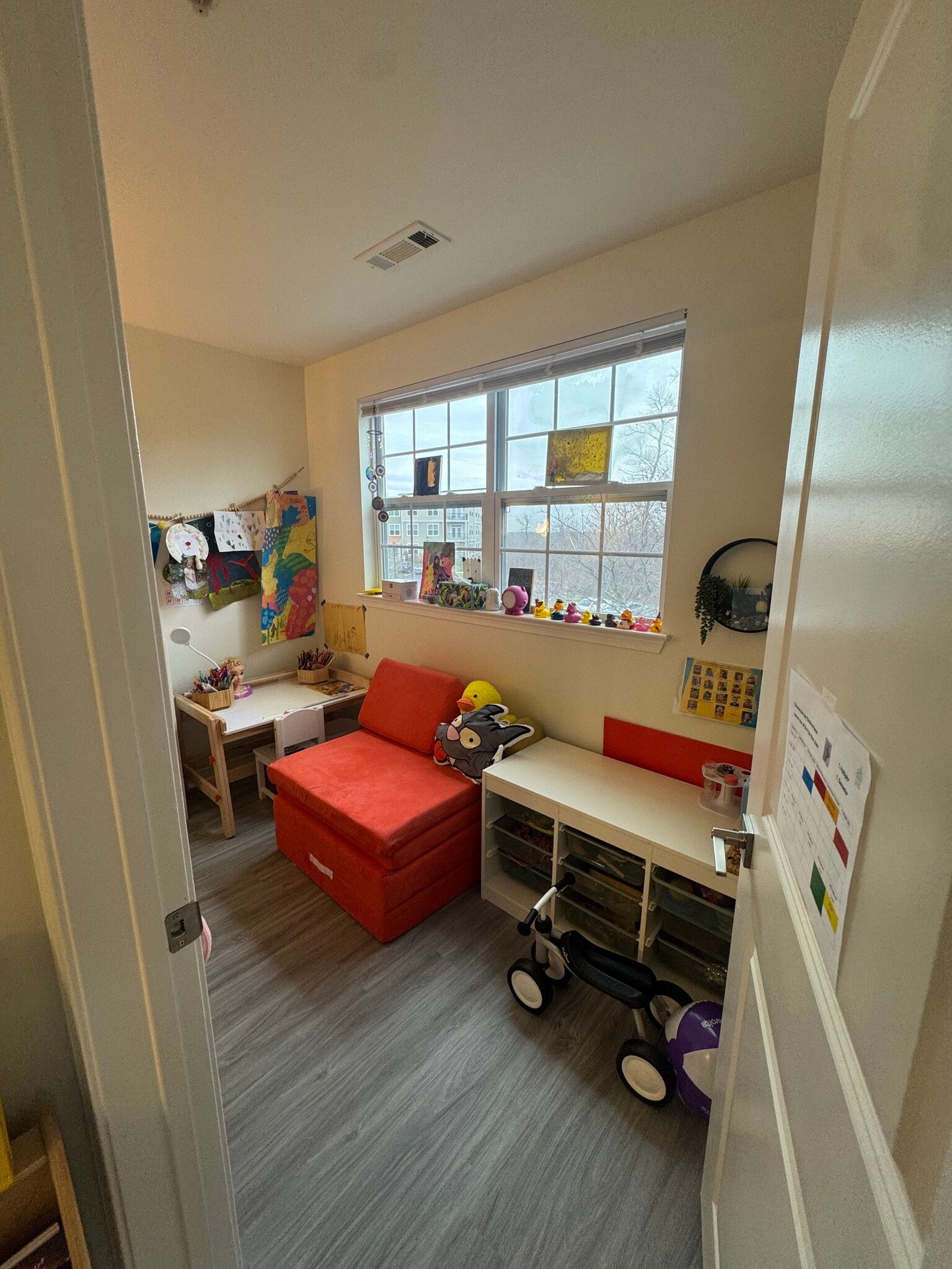 Building Photo - 33202 Town Green Dr