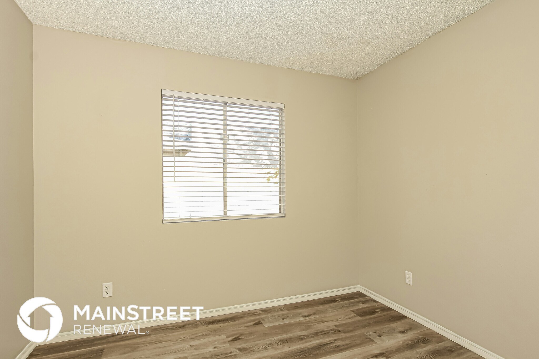 Building Photo - 1506 E Wescott Dr