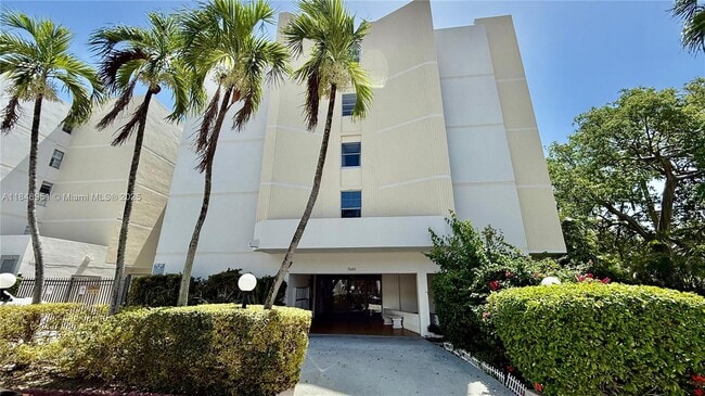 Building Photo - 7601 Byron Ave