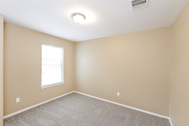 Building Photo - 12734 Great Sands Dr