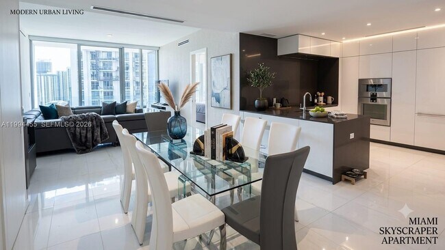 Building Photo - 300 Biscayne Blvd Way