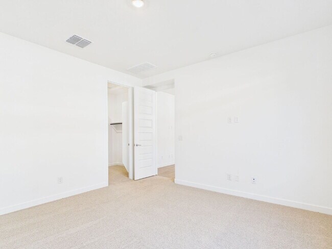 Building Photo - Brand new home with Casita