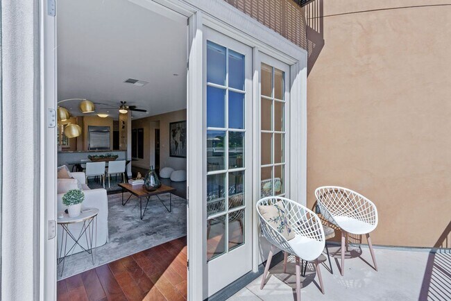 Building Photo - Fully Furnished Condo in the prestigious R...