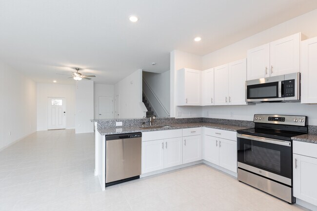 Building Photo - 32011 Powderpuff Mimosa Dr