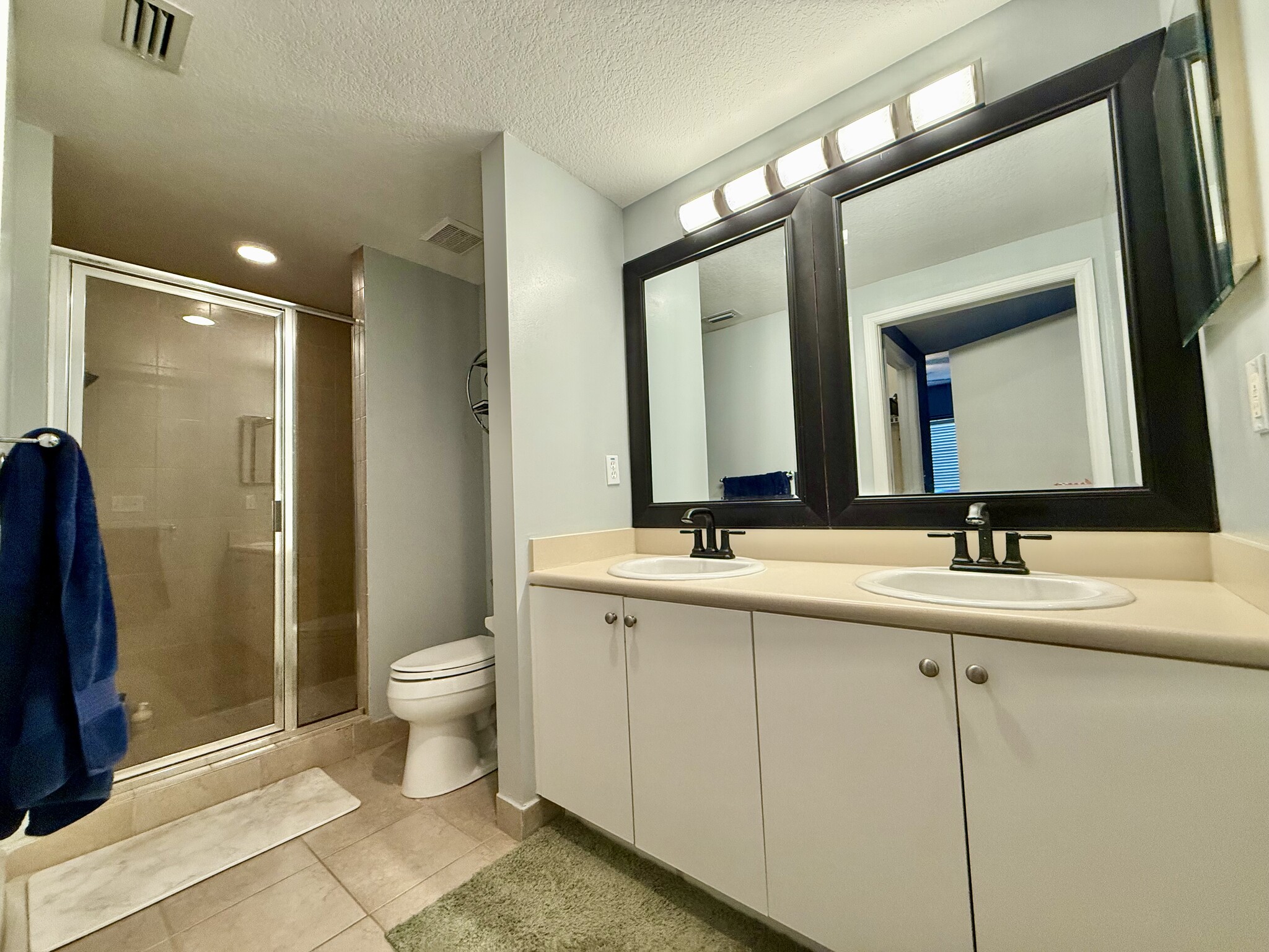 Building Photo - 8380 Bernwood Cove Loop