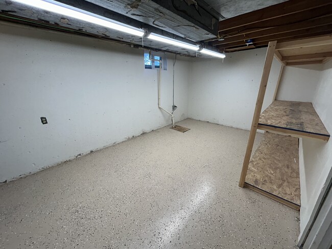 Building Photo - 3326 Winchell Ln