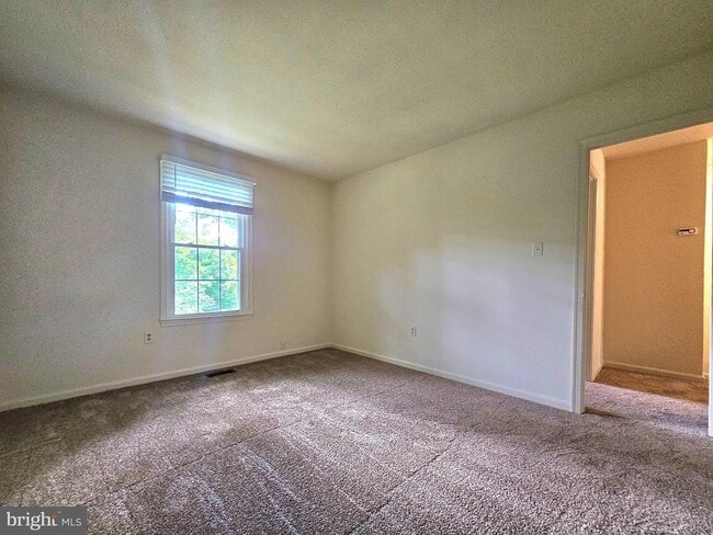 Building Photo - 4802 Treasure Ct