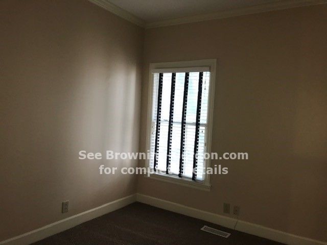 Building Photo - Spectacular 3 Bedroom Condo in Burton Hills