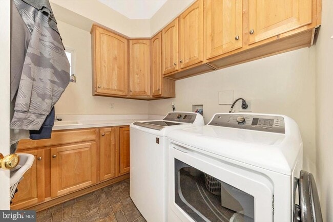 Building Photo - 17010 Bivens Ln