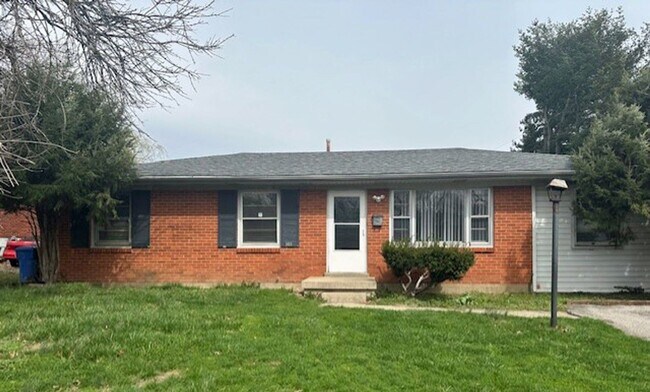 Building Photo - Nice House in Garden Springs! Off-Street Parking, Convenient Location, Pets Ok!