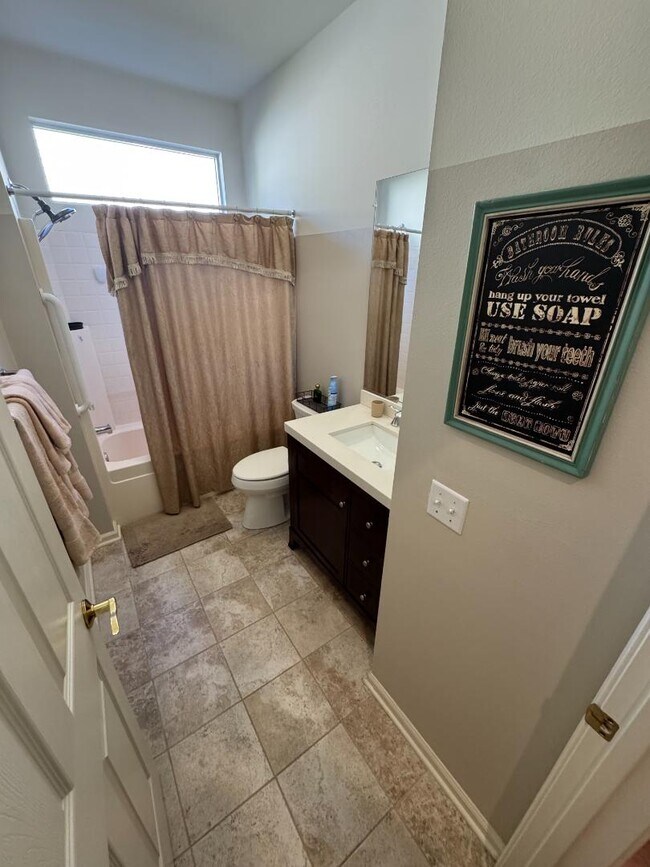 Building Photo - 120 Coburn Dr W