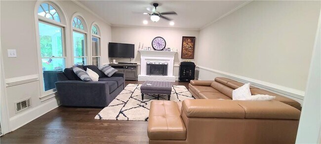 Building Photo - 10780 Carrara Cove