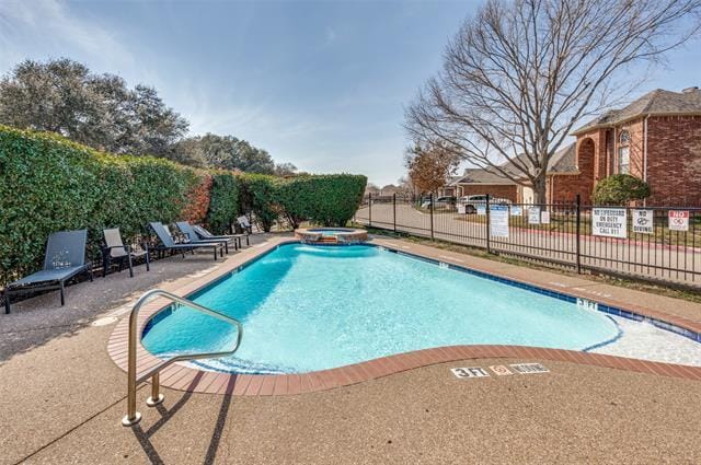 Building Photo - 402 Horse Shoe Dr