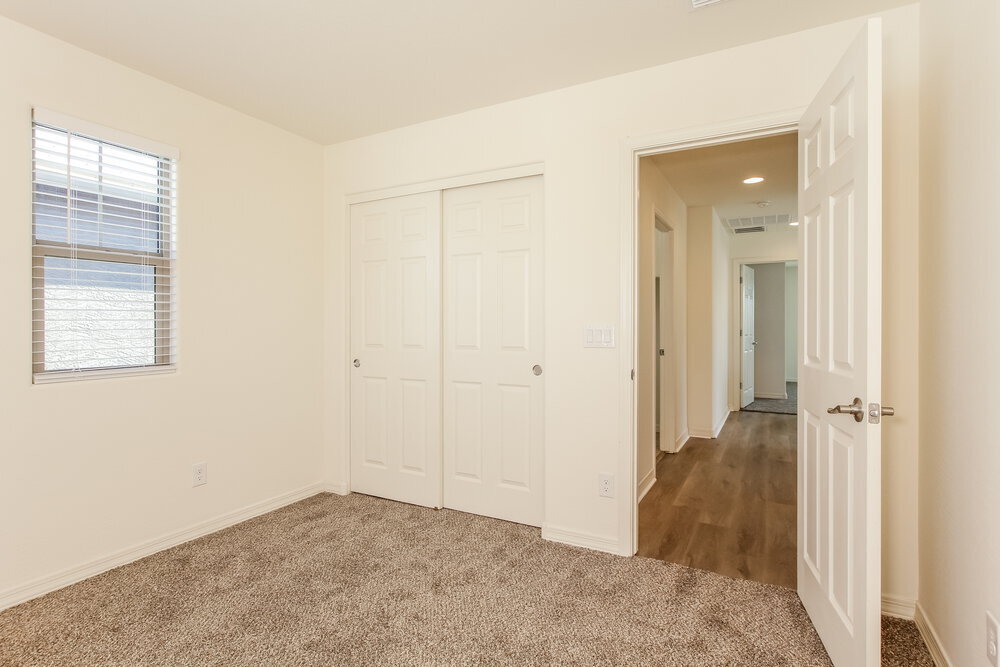 Building Photo - 5743 W Warner St