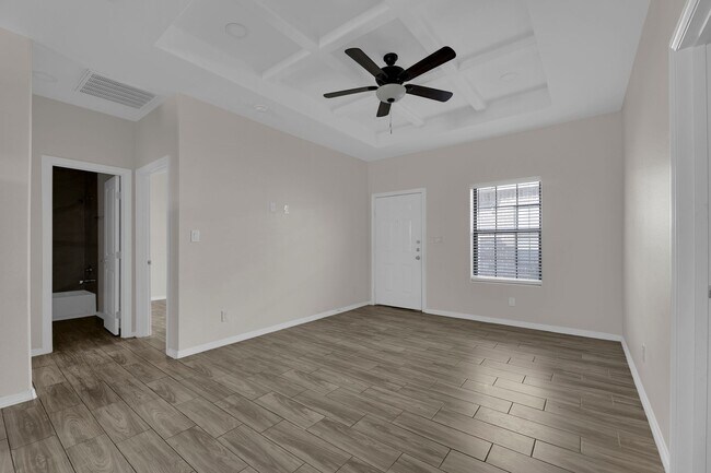 Building Photo - SPACIOUS! CONTEMPORARY! LOCATION!
