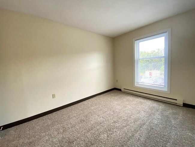 Building Photo - 133 Eastern Ave