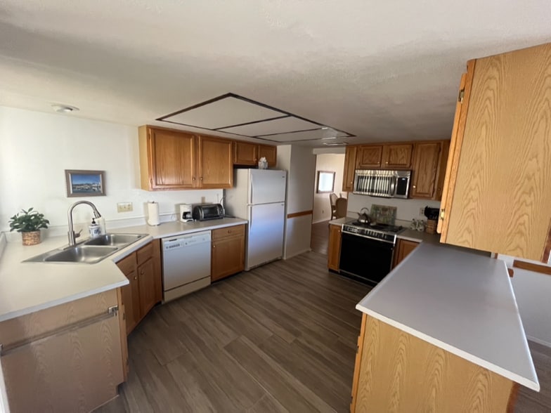 Building Photo - 1457 Leisure World