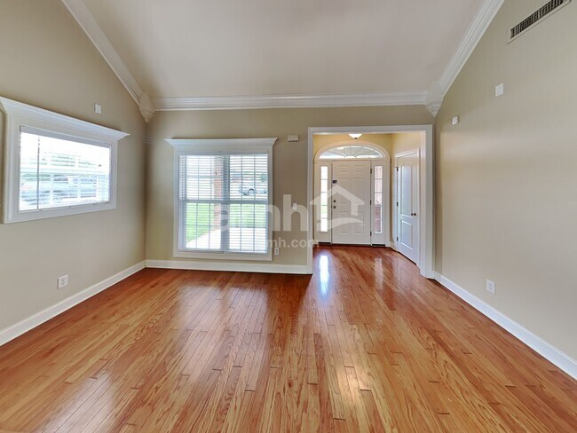 Building Photo - 3520 Wilbur St