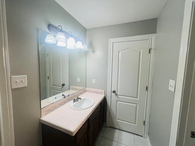 Building Photo - 3816 Winrock Dr