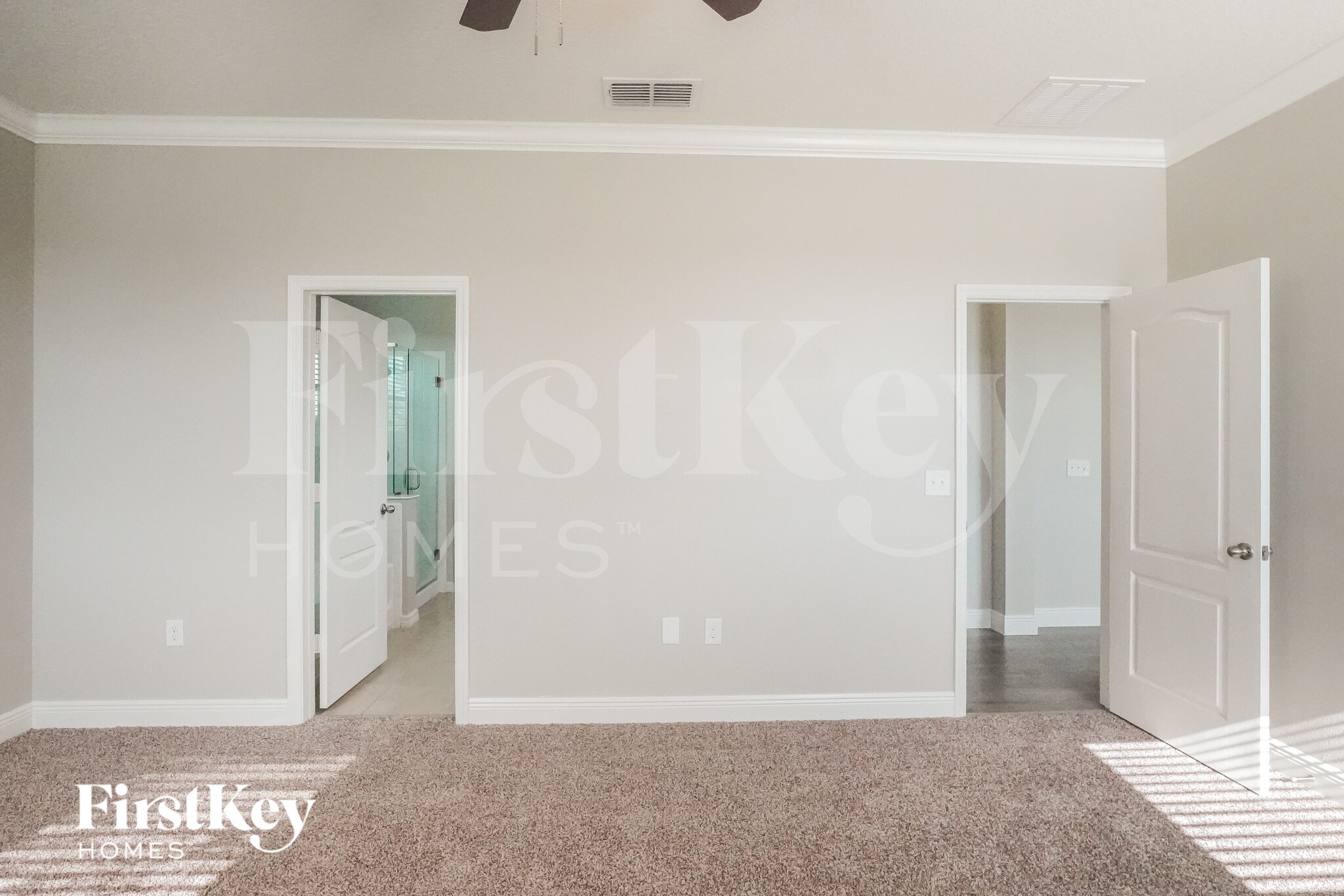 Building Photo - 11400 Wishing Well Ln