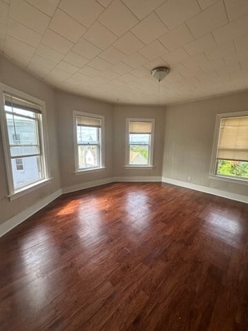 Primary Photo - 25 Columbia St