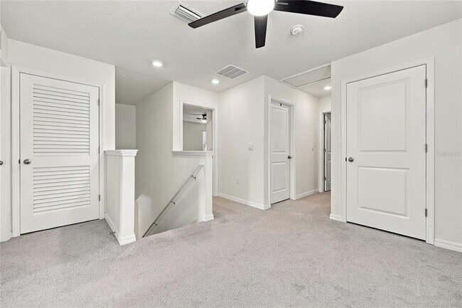 Building Photo - 5166 SW 48th Ln