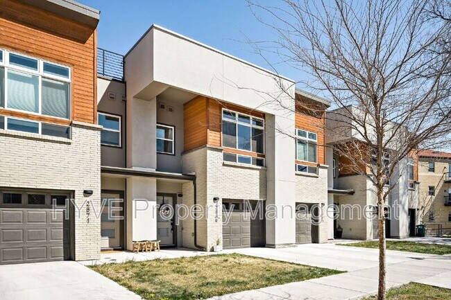 Building Photo - 2869 W Parkside Pl