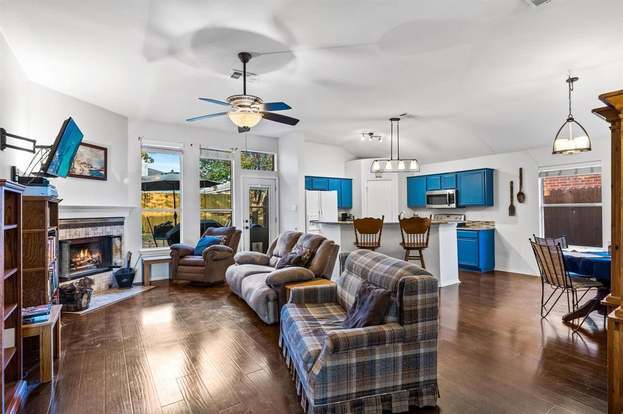 Building Photo - 1055 Port Sullivan Dr