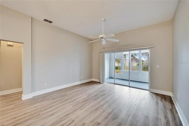 Building Photo - 1032 Radison Ave