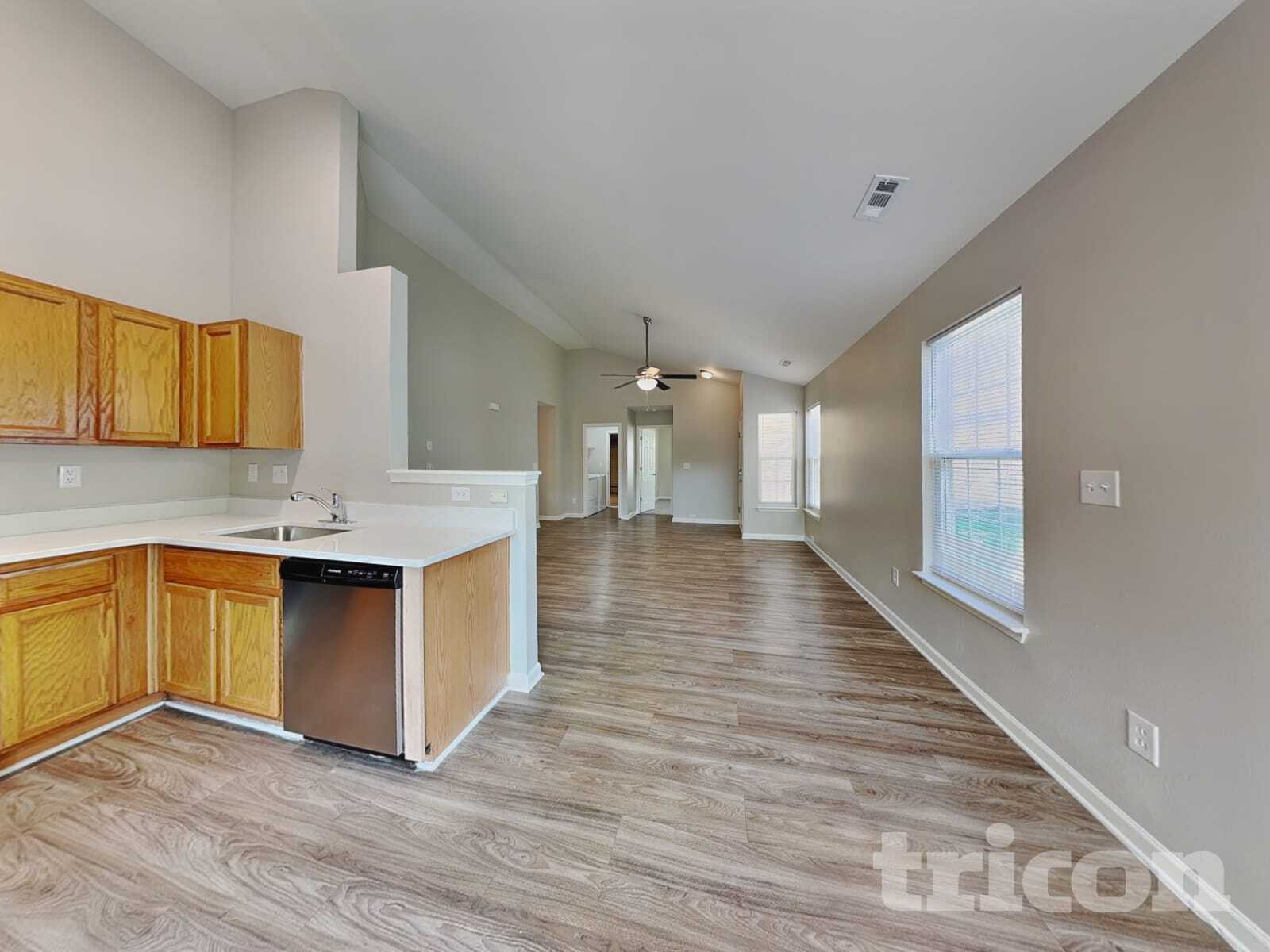 Building Photo - 8422 Wallace Glen Dr