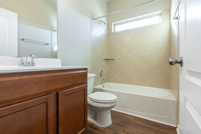 Building Photo - 4-Bedroom, 3-Bath Home in Belton ISD – Ove...