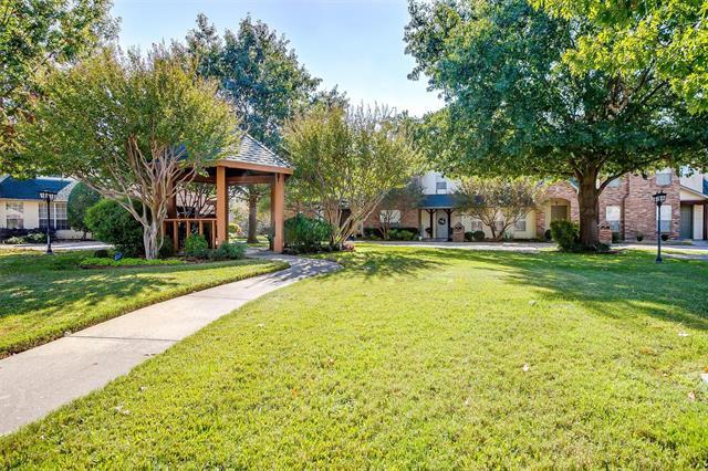 Building Photo - 5882 Pecan Chase