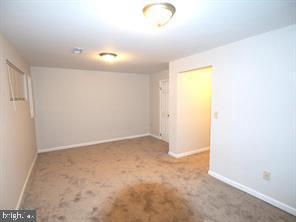 Building Photo - 8 Asbury Way