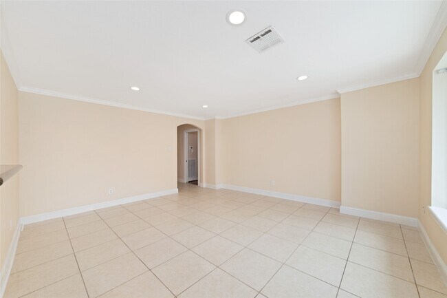 Building Photo - 5643 Cheena Dr