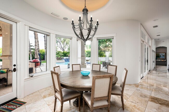 Building Photo - 6649 E Berneil Dr