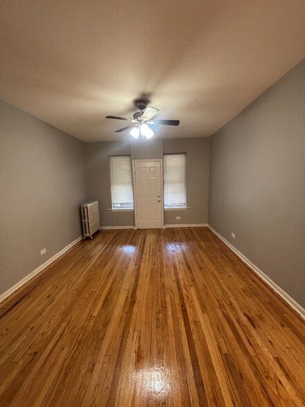 Building Photo - 6800 S Harper Ave
