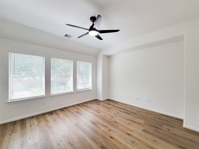 Building Photo - 2814 Bay Springs View