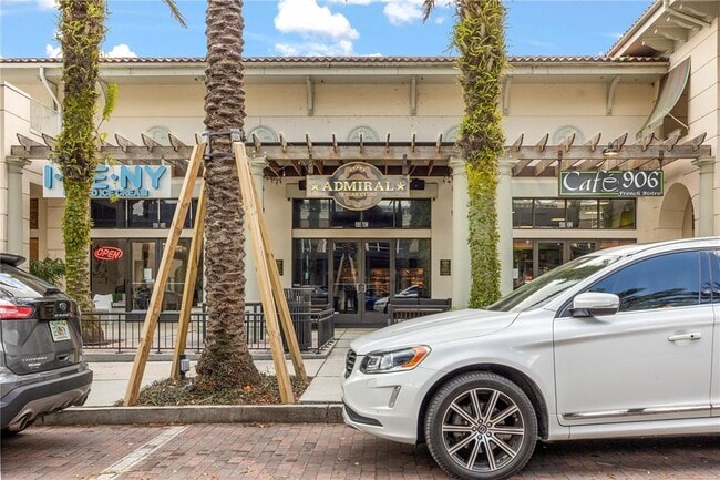 Building Photo - 1316 Lake Baldwin Ln