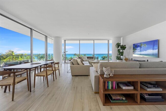 Building Photo - 10203 Collins Ave