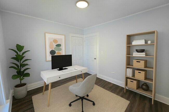 Building Photo - 328 Rosewood Ave