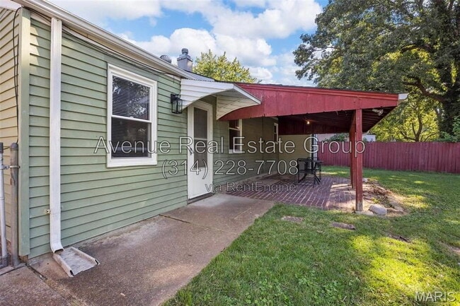 Building Photo - 6434 Vita Dr