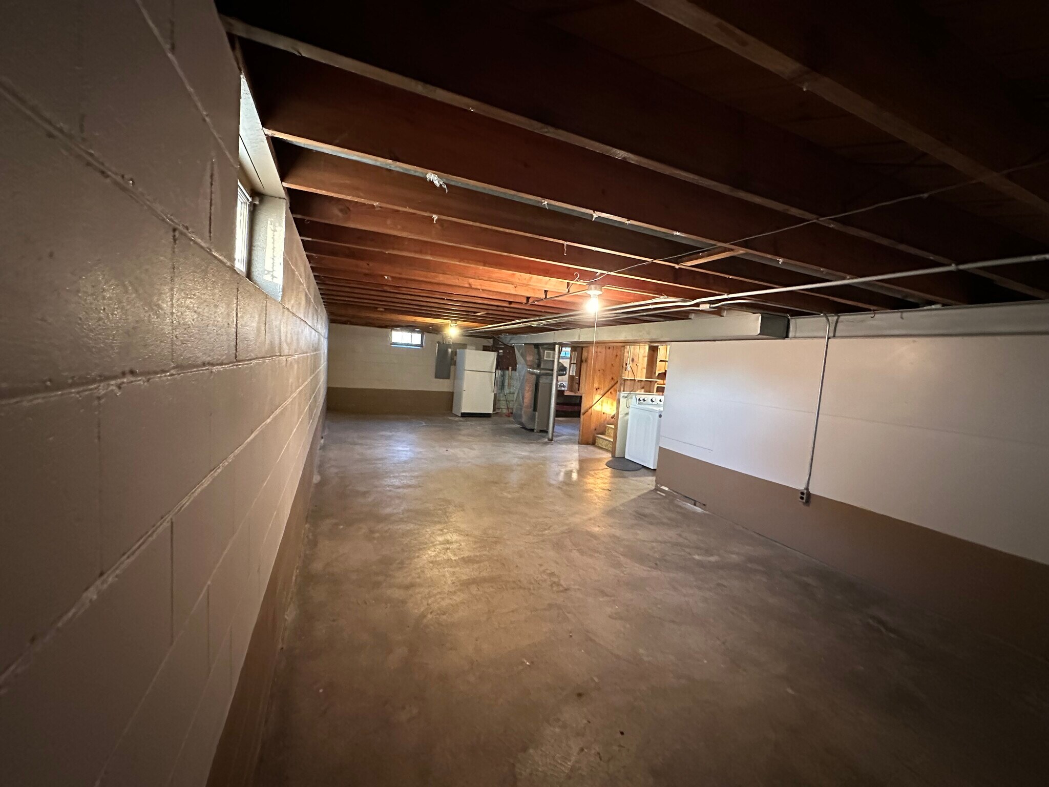 Building Photo - 802 Carrington Ave